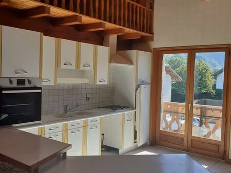 f4 ou t4 a cluses 100m2