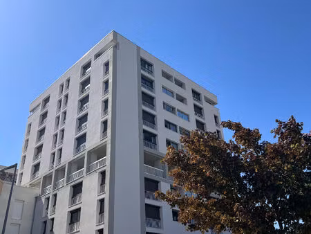 location appartement 4 pièces  101.68m²  colomiers