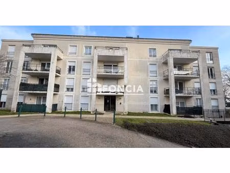 a l'entrée de nuits saint-georges  bel appartement t2 lumineux