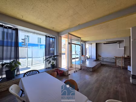 ensemble immobilier avec local commercial  appartement t4  c