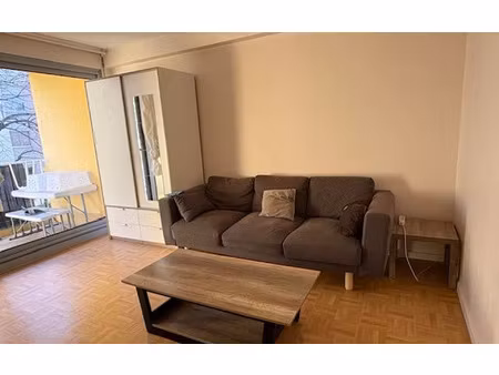 location appartement  m² t-4 à villeurbanne  1 507 €
