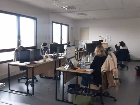 location bureaux 87 m²