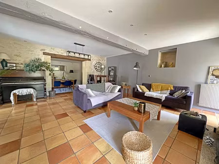 vente maison 6 pièces 176 m² arveyres (33500)