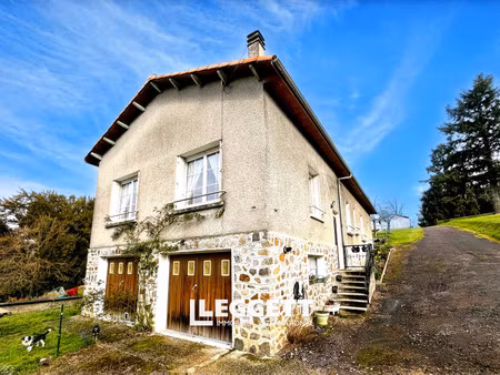 maison 6 pièce(s)  confolens