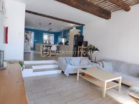 maison de ville de type 4 de 141 m2 avec cour