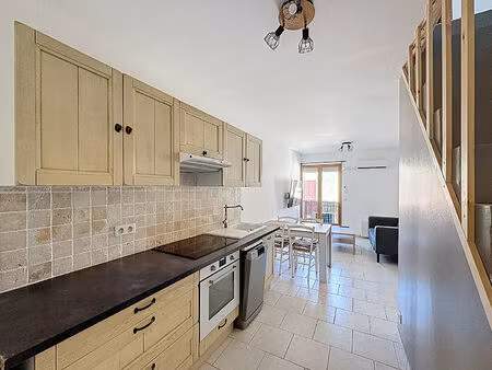 maison de village brue auriac 3 pièce(s) 47 17 m2