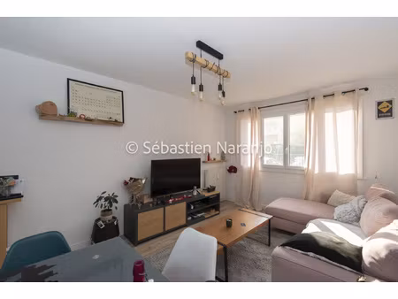 appartement 60 m2 avec balcon et parking secteur ouest lim