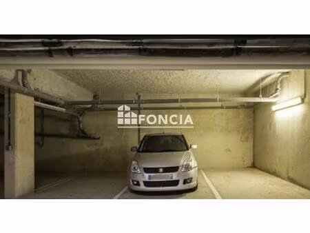 2 places de parking boxable en sous sol centre ville