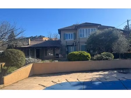 maison allemagne-en-provence 240 m² t-8 à vendre  530 000 €