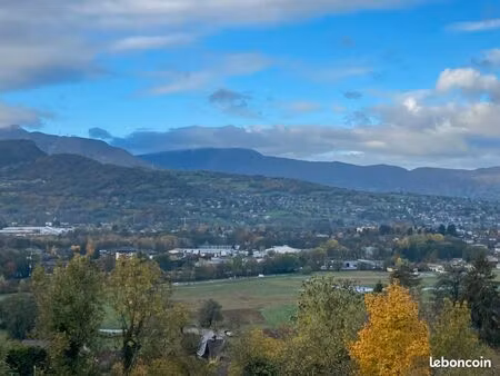 terrain challes les eaux 880 m²