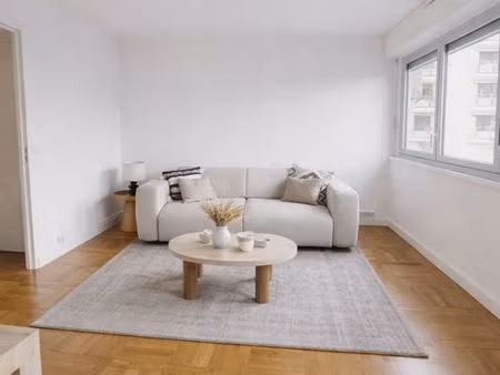 studio meublé rénové – lumineux – 28 m² – boulogne-billancourt (route de la reine)