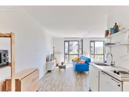 appartement meublé 960 /mois – la plaine saint denis