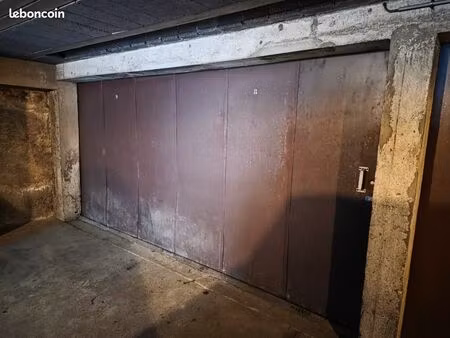 garage + stockage + cave