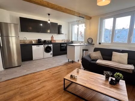 t4 meublé refait à neuf de 74 m² – 3 chambres – location / colocation possible