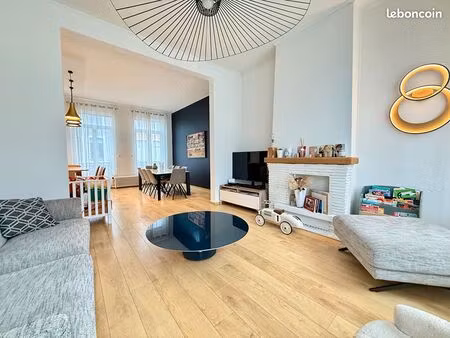 appartement 4 pièces 160 m²