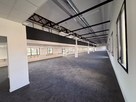 local professionnel à louer venissieux 1 pièce(s) 509m2 6 000€/mois ht/hc