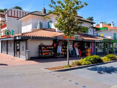 en exclusivité murs libres de toute exploitation 180 m2 centre ville d'hossegor