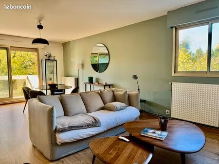 bordeaux primrose: grand t2 rénové