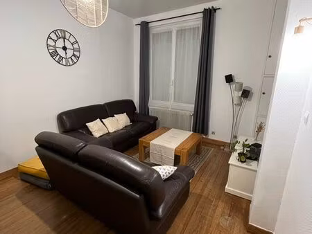 location maison de ville