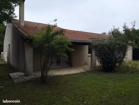 maison 5 pièces 136 m²