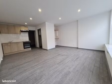 t2 lumineux avec parking - 32m2