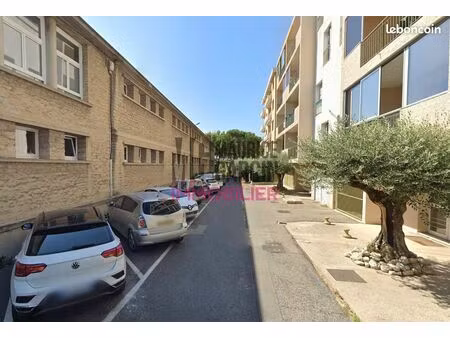 parking/box 12 m² carpentras