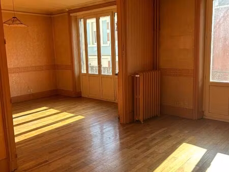 immeuble de caractère – 198 m² – centre-ville d’épinal