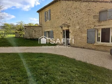 maison de 175 m² et centre équestre  totalement atypiques