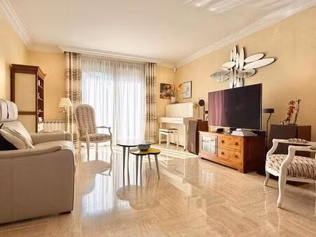 belle maison traditionnelle récen secteur idéal et sécurisé