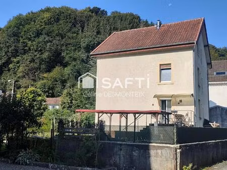 maison de village 150 m² - 7 pièces en partie rénovée