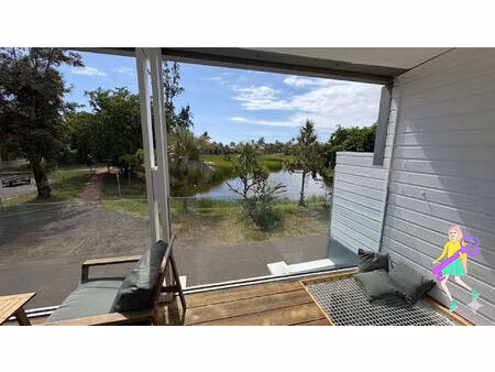 à louer charmante maison triplex à étang-salé-les-bains. ref.264700-g098-