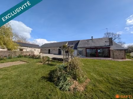 magnifique longère de 160m²  4 chambres  avec dépendances