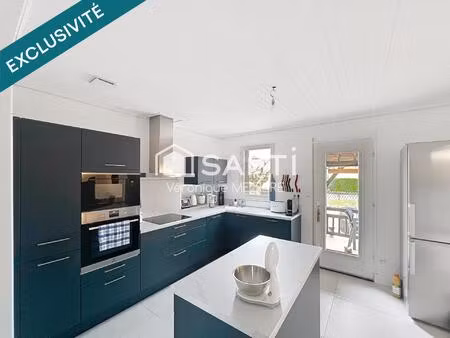 maison de bourg située à louresse rochemenier