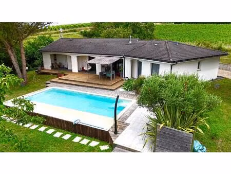 villa contemporaine 6 pièces avec vue et piscine