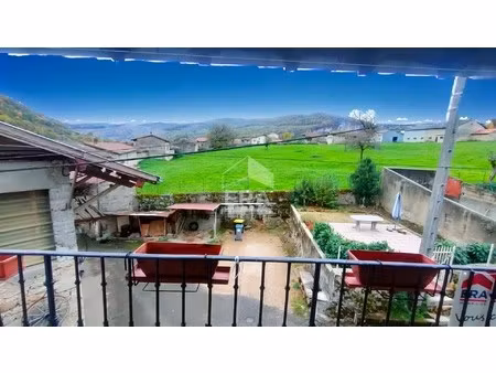 maison oncieu avec garage et jardin