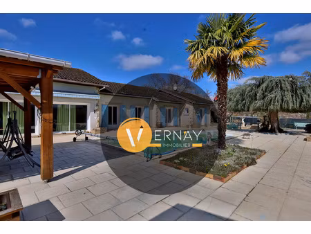 maison type t5 - 261 m2 habitables - terrain 1876m2 - piscin