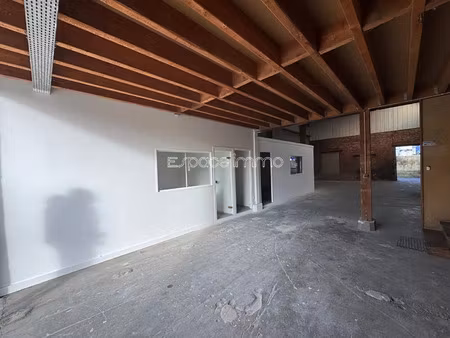 vente bureaux et commerces à montville (76710) : à vendre / 231m² montville