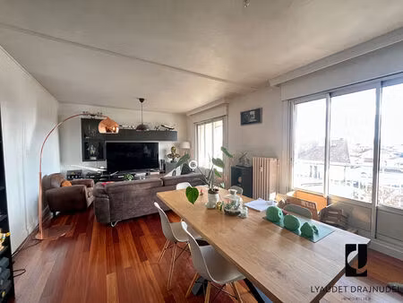 secteur gare. bel appartement lumineux-roanne 3 pièce(s) 76 m2