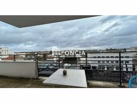 athis mons - studio avec terrasse