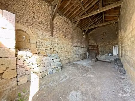 à vendre grange à rénover avec permis accepté 101 m² - val de virvée