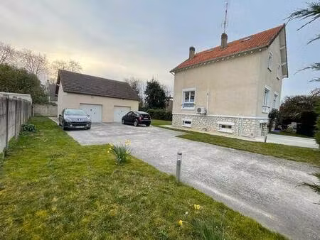 spacieuse maison familiale à la rochette 77