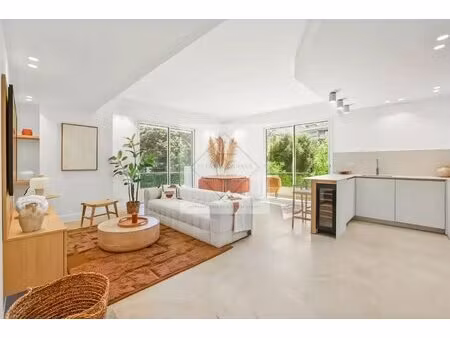 appartement de standing entièrement rénové