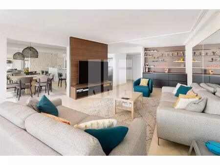 exclusivité aei - superbe appartement 5 pièces front de mer