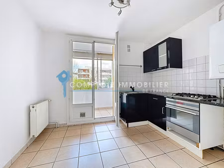 appartement 4pièce(s) 3chambre(s) 65 m² saint-martin-d'hères (38400)