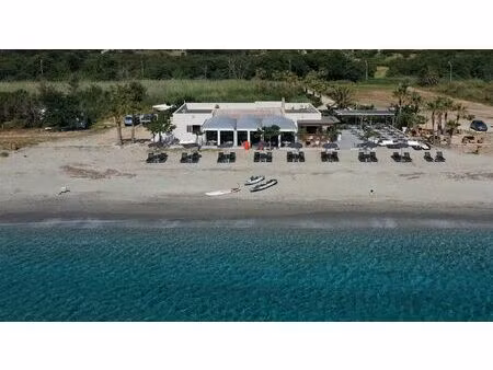vente exceptionnelle  restaurant les pieds dans l'eau   cap corse