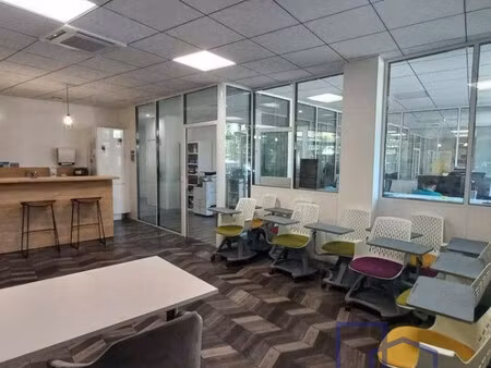 achat local professionnel 209m² veauche 42340