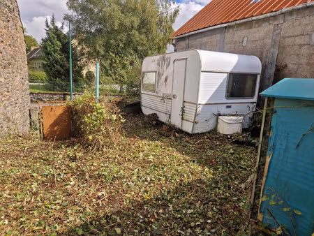 terrain avec bâti et potentiel de réhabilitation brasparts