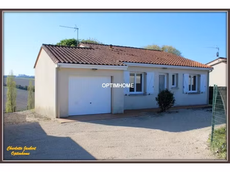 vente maison 3 pièces 75 m² à montmoreau (16190)  142 000 €