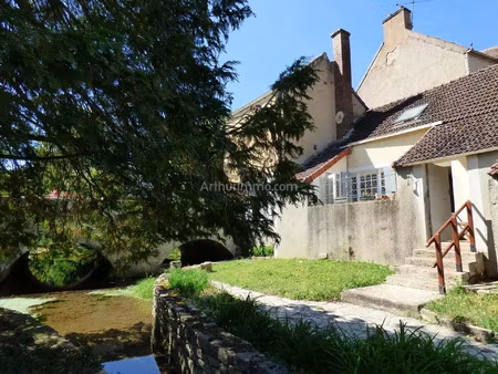 vente maison de village 7 pièces à noyers