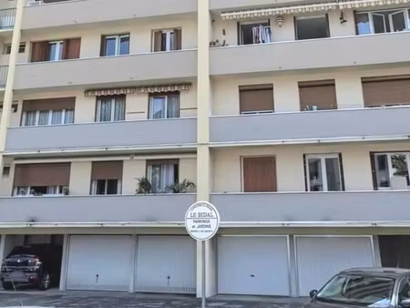 location parking st martin d heres 38400